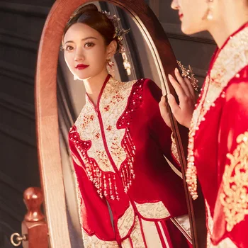 Geleneksel Tost Giyim 2023 Yeni Püsküller düğün elbisesi Tang Takım Elbise Modern Cheongsam Gelin Kırmızı Sequins Boncuk Qipao