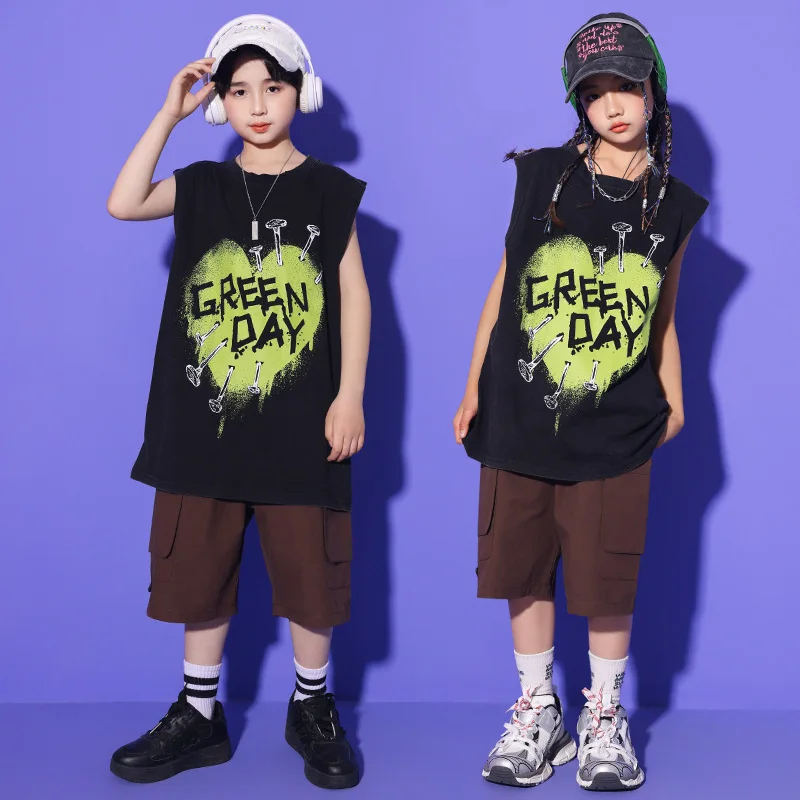 Yeni Çocuklar Kpop Kıyafetler Hip Hop Giyim Siyah Kişilik Baskı Kolsuz Tişört Kargo şort Kız Erkek Caz dans kostümü Görüntü 2